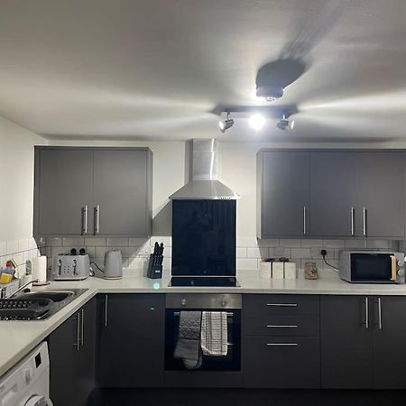 Cedar House - 2 Bed House With Free Parking In Town Centre! By Shortstays4U King's Lynn Exterior photo